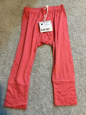 NWT Kate Quinn Classic Panda Pant in Berry 3T